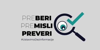 Grafika z napisom »Preberi, premisli, preveri« in simbolom povečevalnega stekla spodbuja preverjanje informacij ter ustavljanje dezinformacij.